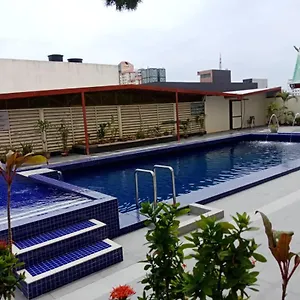 Red Rock Penang *** Джорджтаун